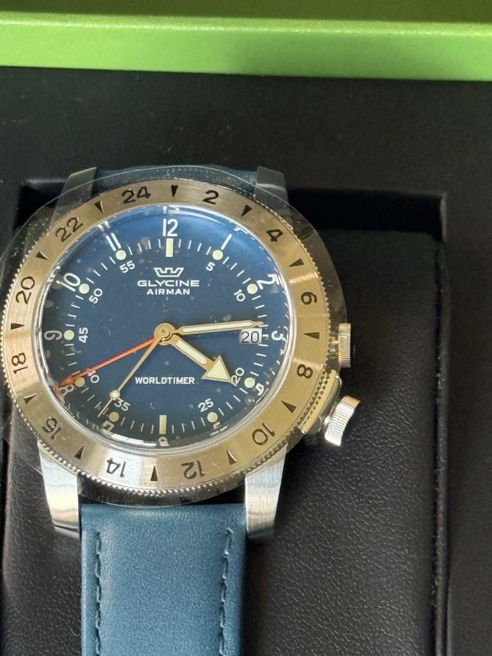 Glycine Airman GMT 40, GL1049 NEW NEVER WORN - Picture 7 of 14